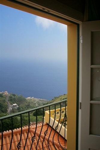 Colina Da Faja Villa Faja da Ovelha Ngoại thất bức ảnh